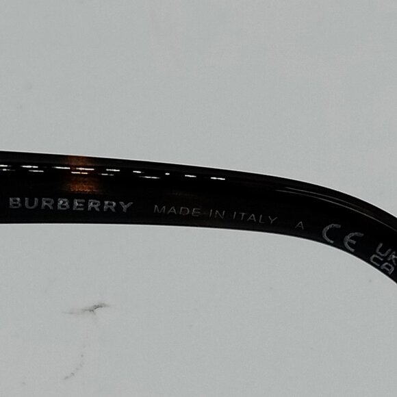 Burberry London England Sunglasses B 4372 U Women's Browns mon284-102525 - Picture 8 of 10